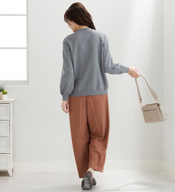 BELLUNA（ベルーナ）の「パール付ニットプルオーバー（ニット・セーター）」｜詳細画像