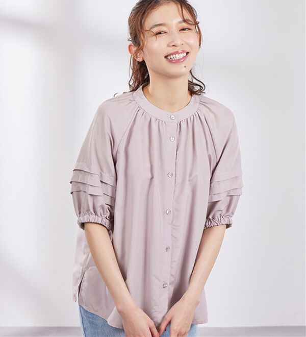 Viola e Viola（ヴィオラ エ ヴィオラ）の「ふんわりタック袖ブラウス（ブラウス）」｜ラベンダー