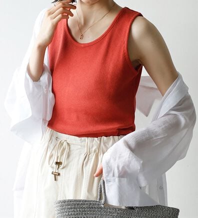 GeeRA（ジーラ）の「前後２ｗａｙスリットネックワッフルタンクトップ（タンクトップ・キャミソール）」