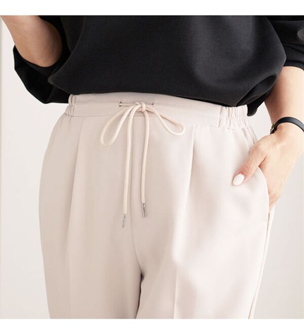 BELLUNA（ベルーナ）の「サイドラインテーパードパンツ（フルレングスパンツ）」｜詳細画像