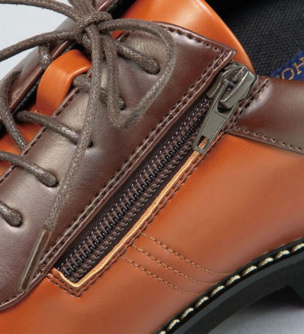 「＜コムルヴァン・オム＞軽量はっ水ヒールアップシューズ（メンズスニーカー）」｜詳細画像