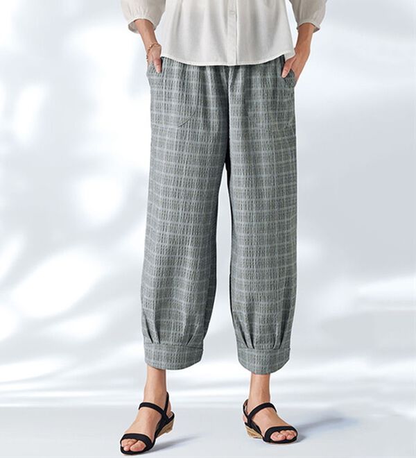 BELLUNA（ベルーナ）の「サッカー素材バルーンパンツ（フルレングスパンツ）」｜詳細画像