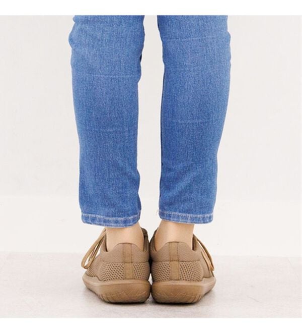 BELLUNA（ベルーナ）の「５Ｅ軽やかニット　オブリークスニーカー（スニーカー）」｜詳細画像