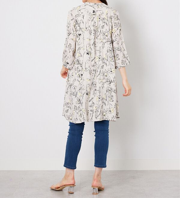 BELLUNA（ベルーナ）の「レーヨン素材袖フレアーワンピース（その他ワンピース）」｜詳細画像