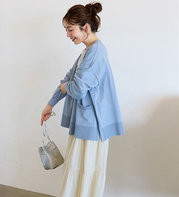 BELLUNA（ベルーナ）の「静電防止！ゆったりＶネックカーディガン（ニットカーディガン）」｜詳細画像