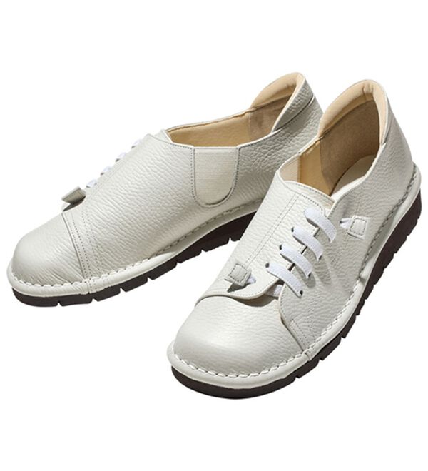 ルフラン（ルフラン）の「＜ラシーナコンフォート＞４Ｅサイドゴムレースアップシューズ（フラットシューズ）」｜ホワイト