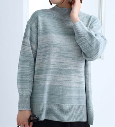 BELLUNA（ベルーナ）の「かすり調ハイネックニットチュニック（ニット・セーター）」
