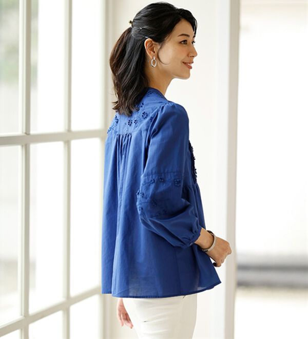 ルフラン（ルフラン）の「【２色組】２デザインのたっぷり刺しゅうブラウス（ブラウス）」｜詳細画像