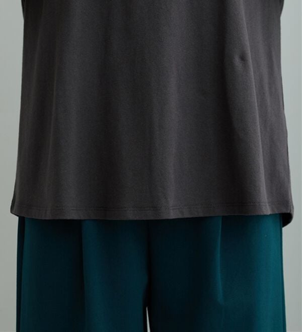 BELLUNA（ベルーナ）の「デザインリブ使いふんわり袖プルオーバー（カットソー）」｜詳細画像