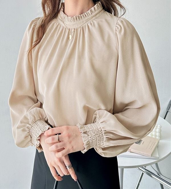 GeeRA（ジーラ）の「フリル衿バルーンスリーブブラウス（ブラウス）」｜詳細画像