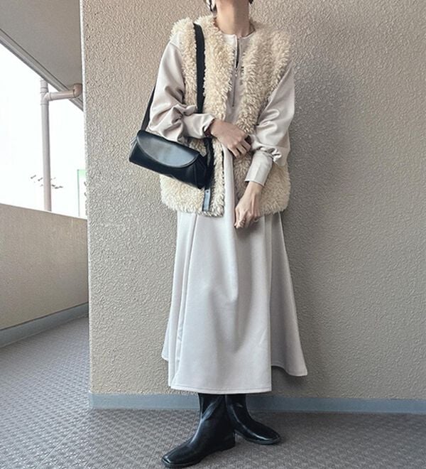 GeeRA（ジーラ）の「1枚で決まる！ハーフジップフレアワンピース（カットソーワンピース）」｜詳細画像