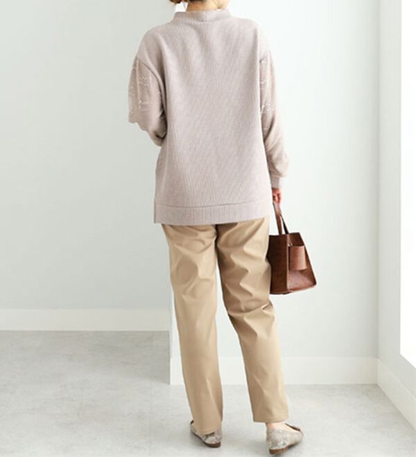 BELLUNA（ベルーナ）の「袖チュール使いハイネックプルオーバー（カットソー）」｜詳細画像