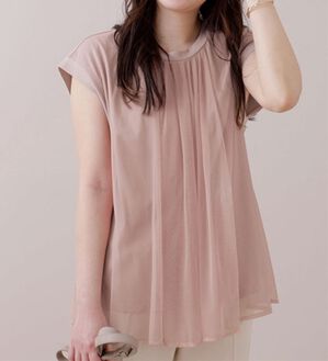 BELLUNA（ベルーナ）の「リブ使いチュール重ねブラウス（ブラウス）」｜コーラル