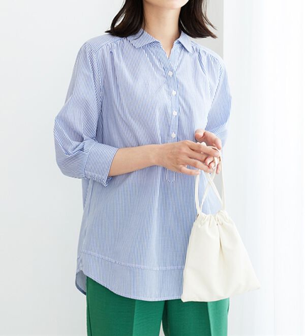 BELLUNA（ベルーナ）の「【シワになりにくい】サラリ快適！ギャザー使いシャツチュニック（チュニック）」｜ストライプ