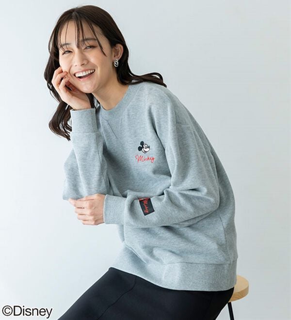BELLUNA（ベルーナ）の「＜Ｄｉｓｎｅｙ＞刺しゅうデザイントレーナー（トレーナー・スウェット）」｜詳細画像