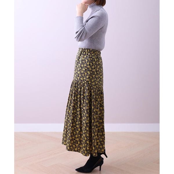 BELLUNA（ベルーナ）の「フラワープリントスカート（ロングスカート）」｜詳細画像