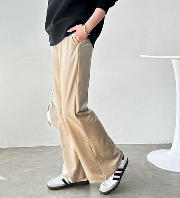 GeeRA（ジーラ）の「ベロアフレアパンツ（フルレングスパンツ）」｜詳細画像