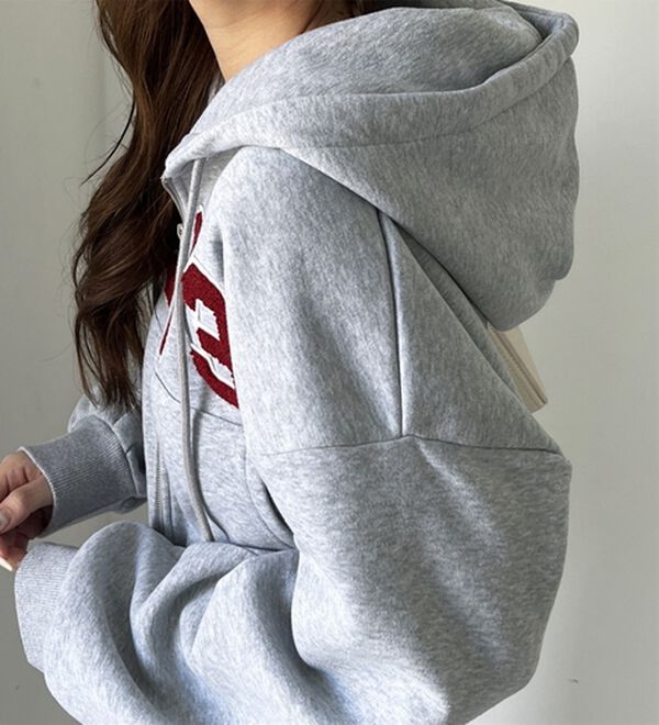 GeeRA（ジーラ）の「ロゴスウェットパーカー（パーカー）」｜詳細画像