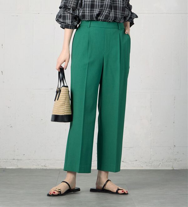 BELLUNA（ベルーナ）の「サラリ美脚見え！タック使いワイドパンツ（ワイドパンツ・ガウチョ）」｜詳細画像