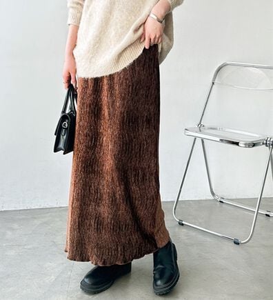GeeRA（ジーラ）の「すっきり見え！ベロアプリーツロングスカート（ロングスカート）」