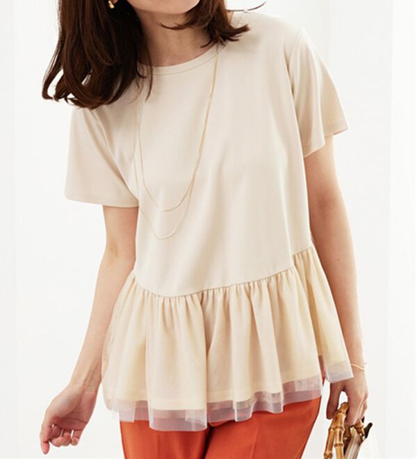 BELLUNA（ベルーナ）の「【Ｌａｇｒｉｌｕａ】チュール素材切替デザインチュニック（カットソー）」｜アイボリー系