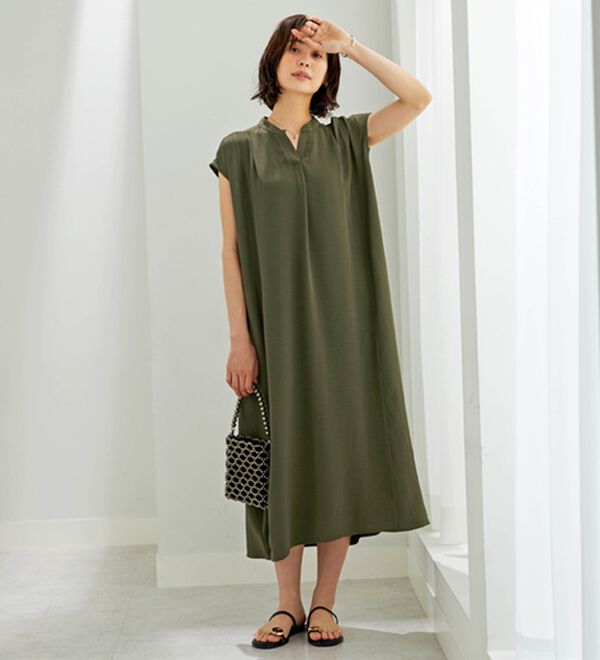 BELLUNA（ベルーナ）の「お手入れ楽々ビンテージ調素材ワンピース（その他ワンピース）」｜詳細画像