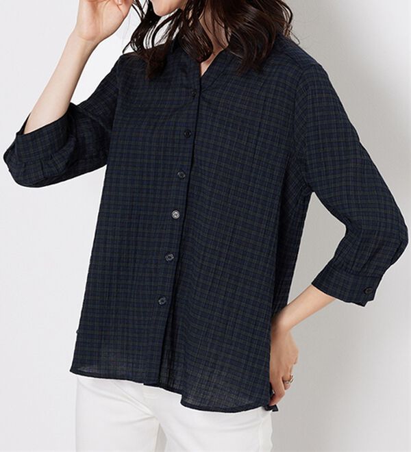 BELLUNA（ベルーナ）の「スキッパー衿ぽこぽこ素材ブラウス（ブラウス）」｜グリーン系チェック