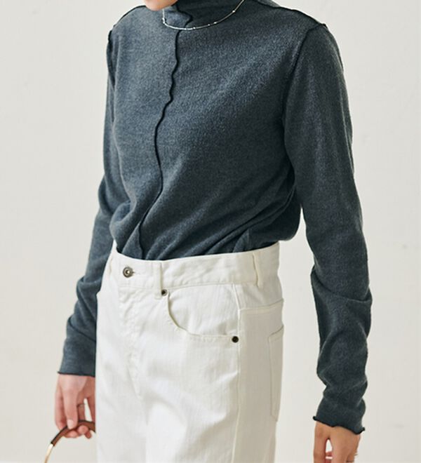 RANAN（ラナン）の「前後２ＷＡＹ！メロウ使いニットソーフリルプルオーバー（カットソー）」｜詳細画像