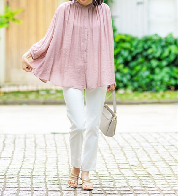 BELLUNA（ベルーナ）の「スラブ素材ギャザーデザインブラウス（ブラウス）」｜詳細画像