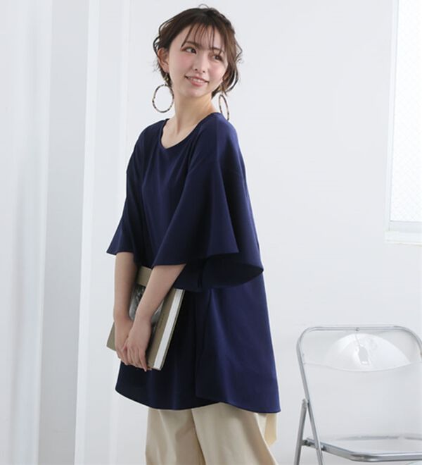 A HAPPY MARILYN（アハッピーマリリン）の「【Ｌ～６Ｌ／選べる丈】チラ見え防止！半袖フレアートップス（ブラウス）」｜詳細画像