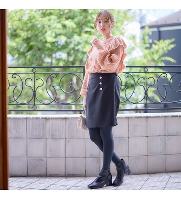 alotta（アロッタ）の「ダブル金ボタンスカート風パンツ（その他パンツ）」｜詳細画像