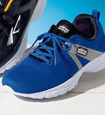 「履きやすい！ブランドスニーカー（メンズスニーカー）」