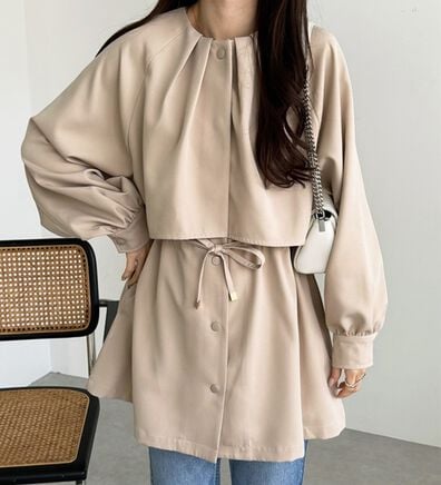 GeeRA（ジーラ）の「ケープデザインミドル丈マンパー（ブルゾン）」