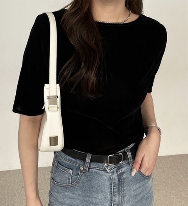 GeeRA（ジーラ）の「ベロアバックオープンカットソー（カットソー）」｜詳細画像