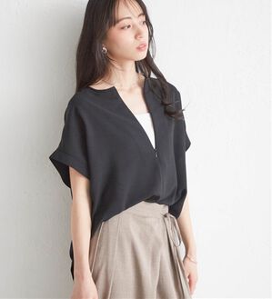 RANAN（ラナン）の「前後2WAYハーフジップブラウス（ブラウス）」｜ブラック