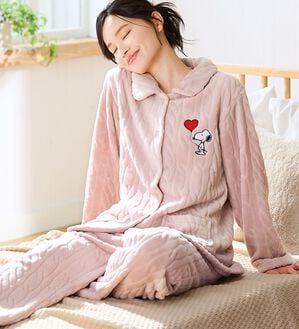 LAVIENNE（ラヴィエンヌ）の「＜ＰＥＡＮＵＴＳ＞ふわもこケーブルフリース前開きパジャマ（パジャマ・ルームウェア）」｜詳細画像