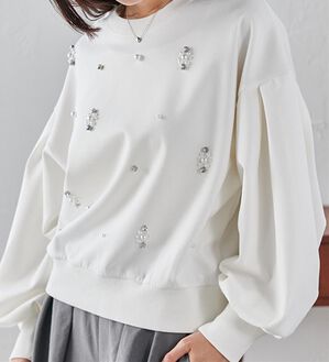 RANAN（ラナン）の「ビジュー使いボリューム袖プルオーバー（カットソー）」｜ホワイト