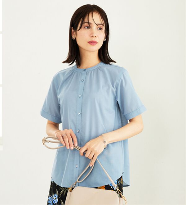 BELLUNA（ベルーナ）の「ギャザー使いバンドカラーブラウス（ブラウス）」｜詳細画像