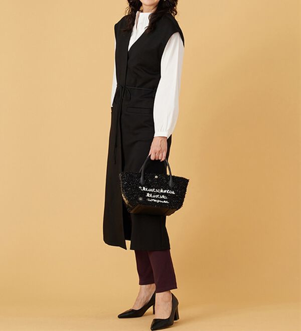 BELLUNA（ベルーナ）の「すっきりキレイ見え！Ｖネックロングジレ（ジレ）」｜詳細画像