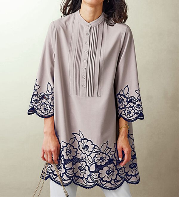 BELLUNA（ベルーナ）の「配色カットワーク刺しゅう使いチュニック（チュニック）」｜詳細画像