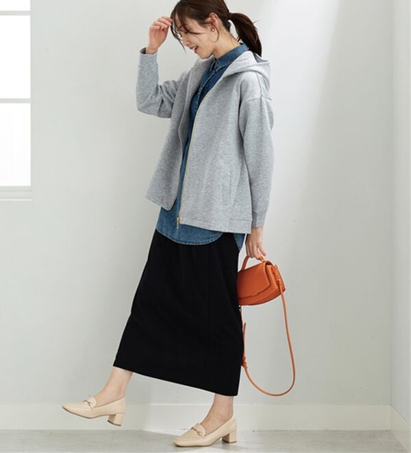 BELLUNA（ベルーナ）の「【快適Ｌａｂ．】とろみ素材裾タックパーカー（パーカー）」｜詳細画像