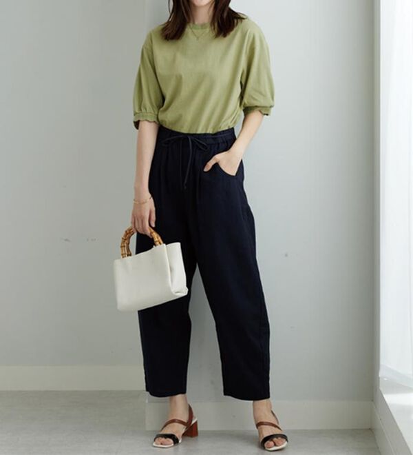 BELLUNA（ベルーナ）の「デザインリブ使いふんわり袖プルオーバー（カットソー）」｜詳細画像