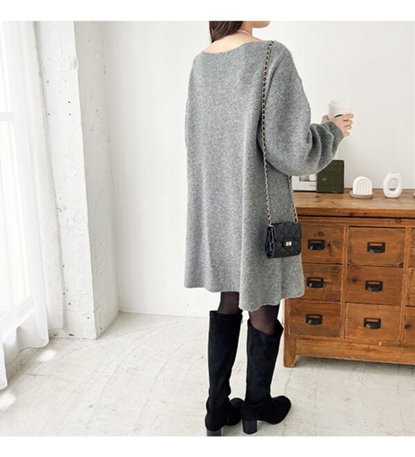 GeeRA（ジーラ）の「ボートネックミニ丈ニットワンピース（ニットワンピース）」｜詳細画像