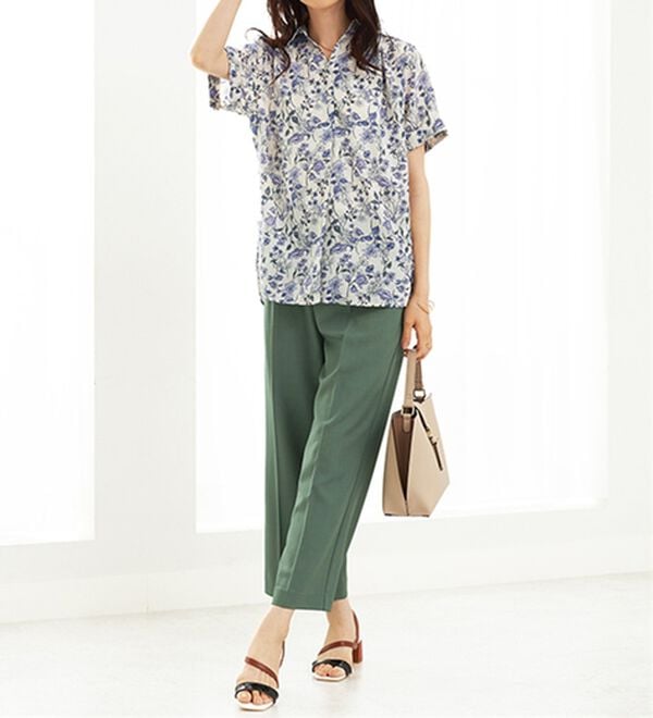 BELLUNA（ベルーナ）の「エアリーツイル裾タックシャツチュニック（チュニック）」｜詳細画像