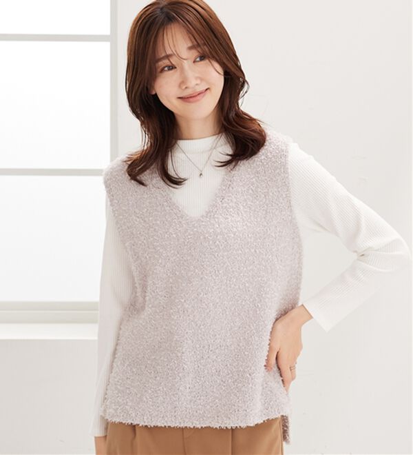 BELLUNA（ベルーナ）の「テープヤーンVネックニットベスト（ベスト）」｜詳細画像