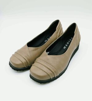 BELLUNA（ベルーナ）の「５Ｅ軽量ステッチデザインパンプス（パンプス）」｜オーク