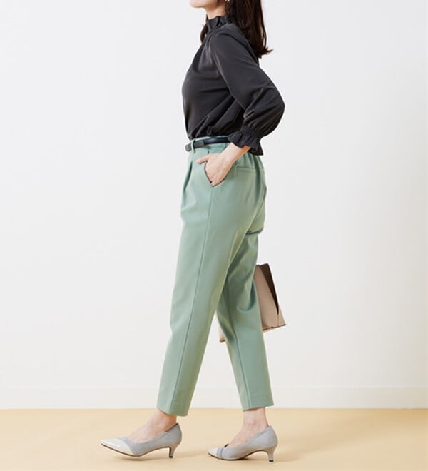 BELLUNA（ベルーナ）の「ツイルジャージー素材テーパードパンツ（テーパードパンツ）」｜詳細画像