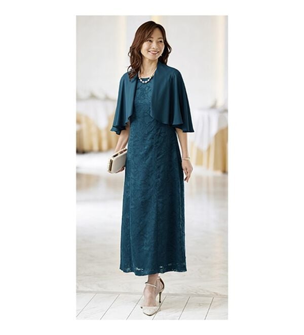 BELLUNA（ベルーナ）の「花柄オパール素材ケープ付ワンピース（プリントワンピース）」｜詳細画像