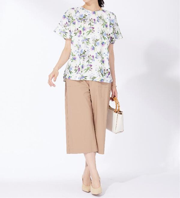 BELLUNA（ベルーナ）の「〈日比谷花壇〉袖フリルデザインブラウス（ブラウス）」｜詳細画像