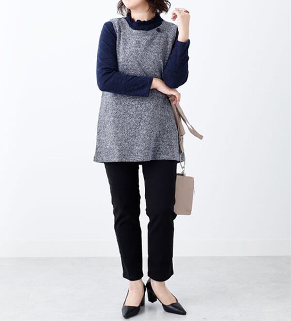 BELLUNA（ベルーナ）の「ブークレ素材チュニックアンサンブル（アンサンブル）」｜詳細画像